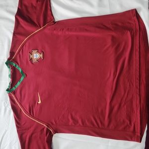 2006 Nike - Portugal Home Jersey (L)
